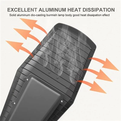 Kültéri napenergiával működő utcai lámpák