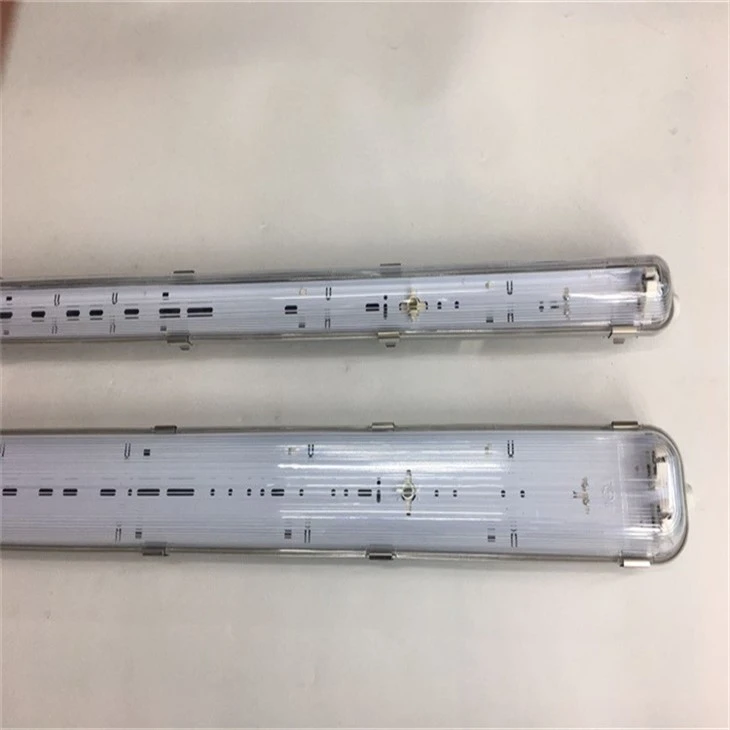 Waterproof LED light (2)